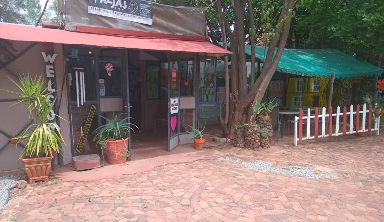 Paljas Backpackers 호텔 포체프스트룸 외부 사진